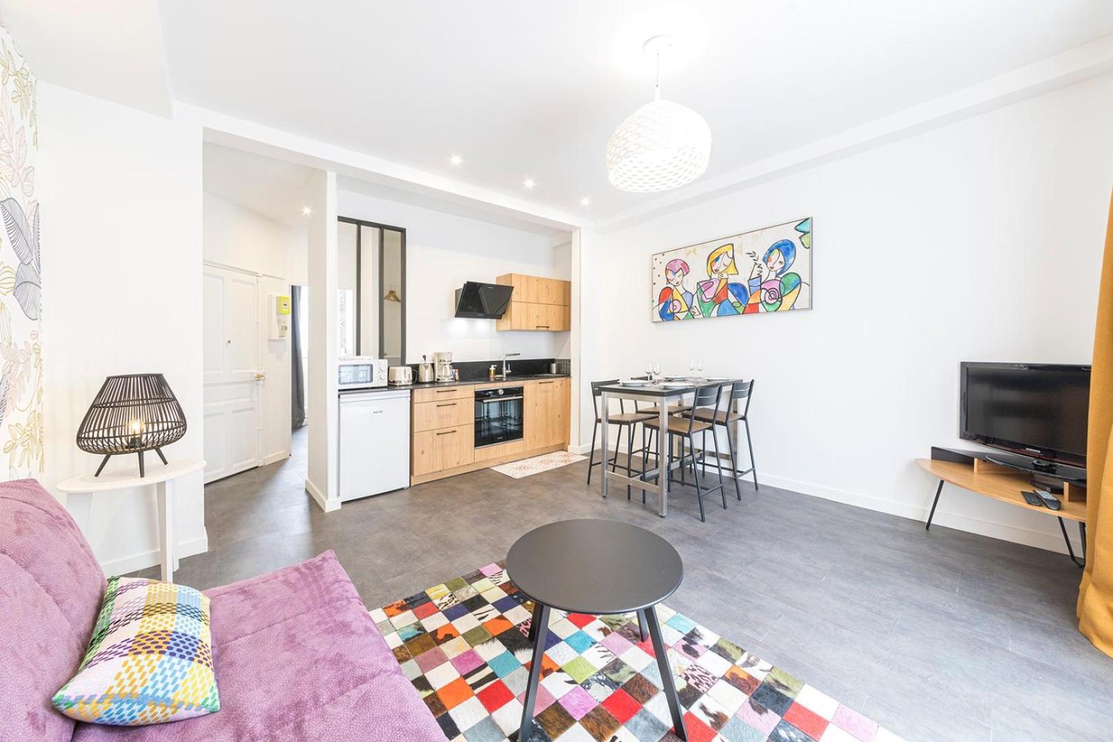 L'Echapee- Bel Appartement Renove Et Proche Gare Rennes Eksteriør bilde