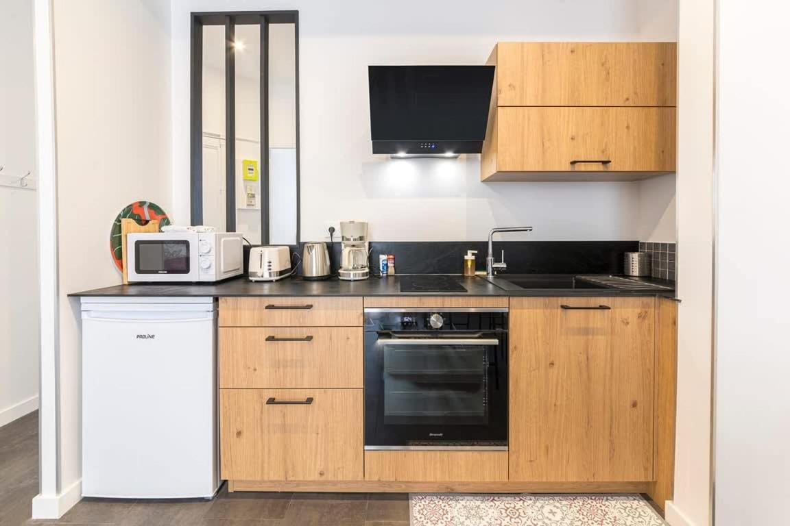 L'Echapee- Bel Appartement Renove Et Proche Gare Rennes Eksteriør bilde